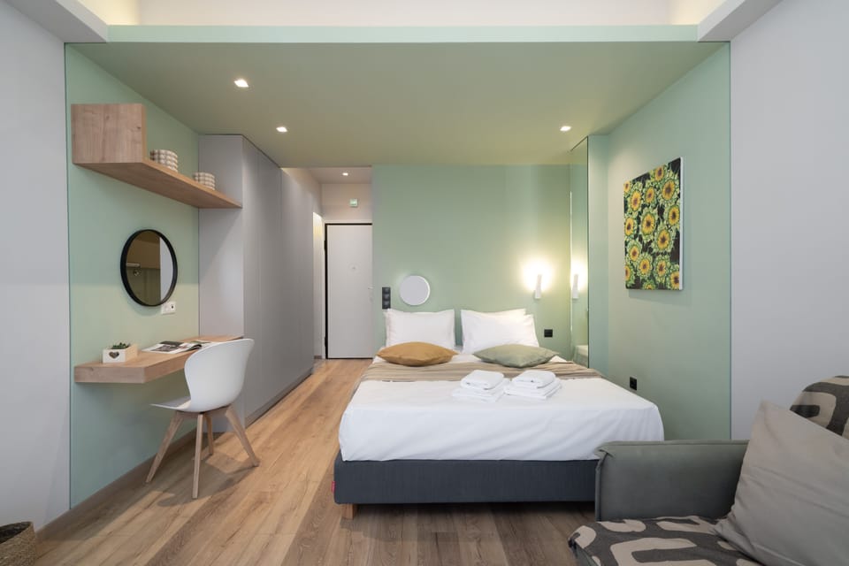 Loft | Hypo-allergenic bedding, individually decorated, individually furnished
