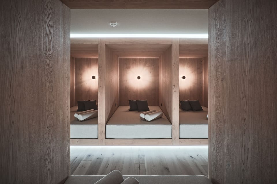 Body treatments, deep-tissue massages, sports massages, body wraps