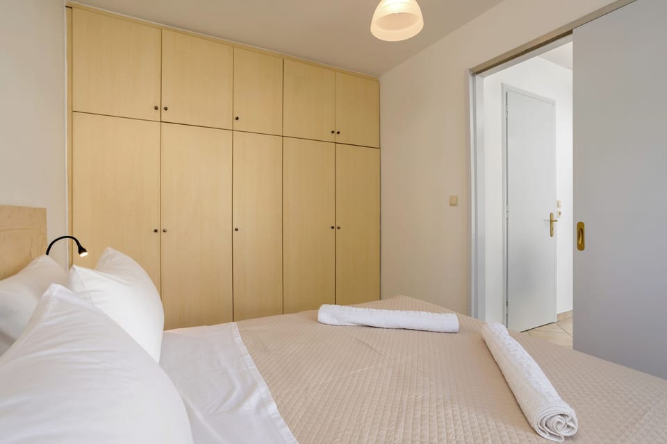 House, 1 Bedroom, Smoking, Patio | 2 bedrooms
