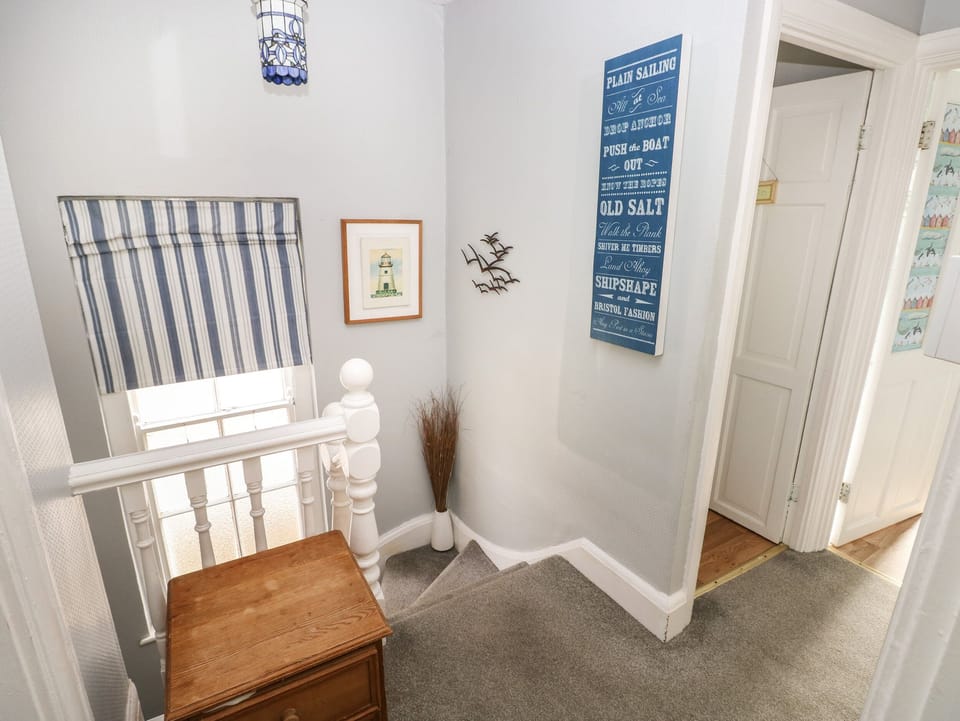 3 bedrooms, individually decorated, individually furnished, free WiFi