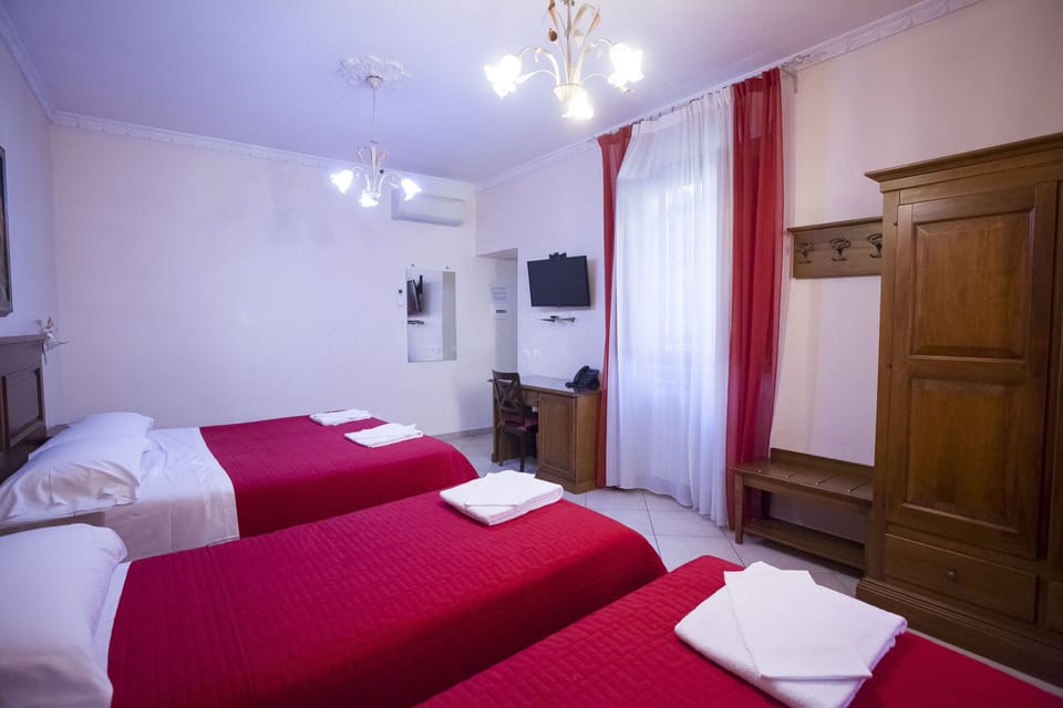 In-room safe, desk, laptop workspace, soundproofing