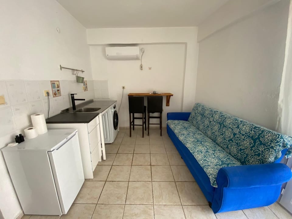 Deluxe Apartment, Multiple Beds, Smoking, Sea View