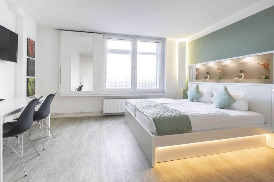 Apartment, 1 Bedroom | Hypo-allergenic bedding, desk, laptop workspace, blackout drapes