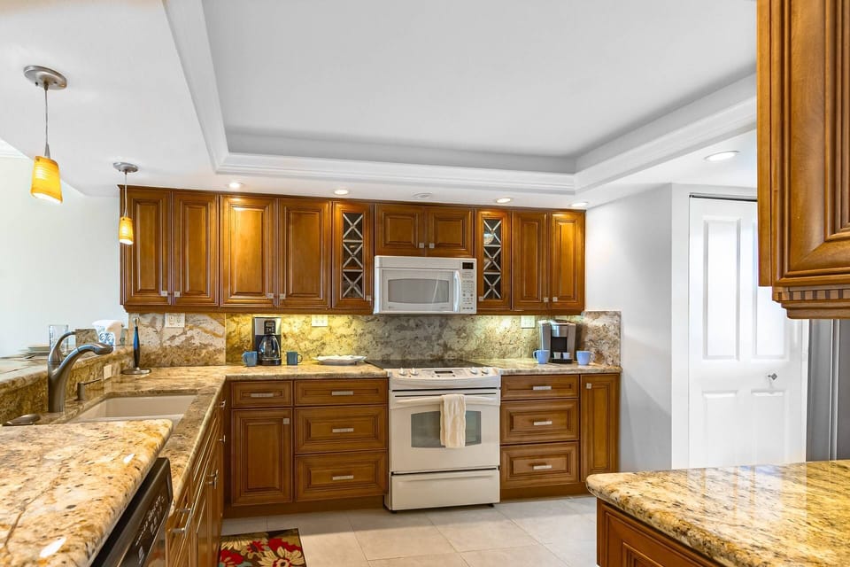 Condo (Siesta Breakers Ocean Views, 5th Floo) | Exterior