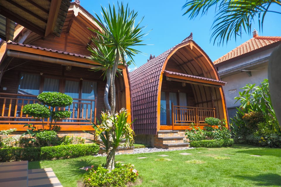 Deluxe Double Room, Pool View | Desk, free WiFi, bed sheets