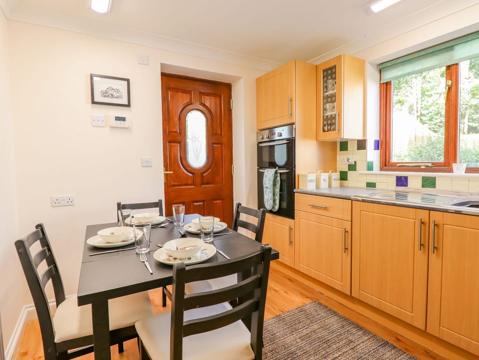 Fridge, electric kettle, toaster, cookware/dishes/utensils