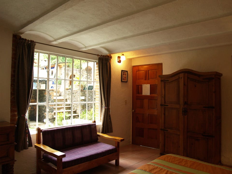 Double Room | In-room safe, blackout drapes