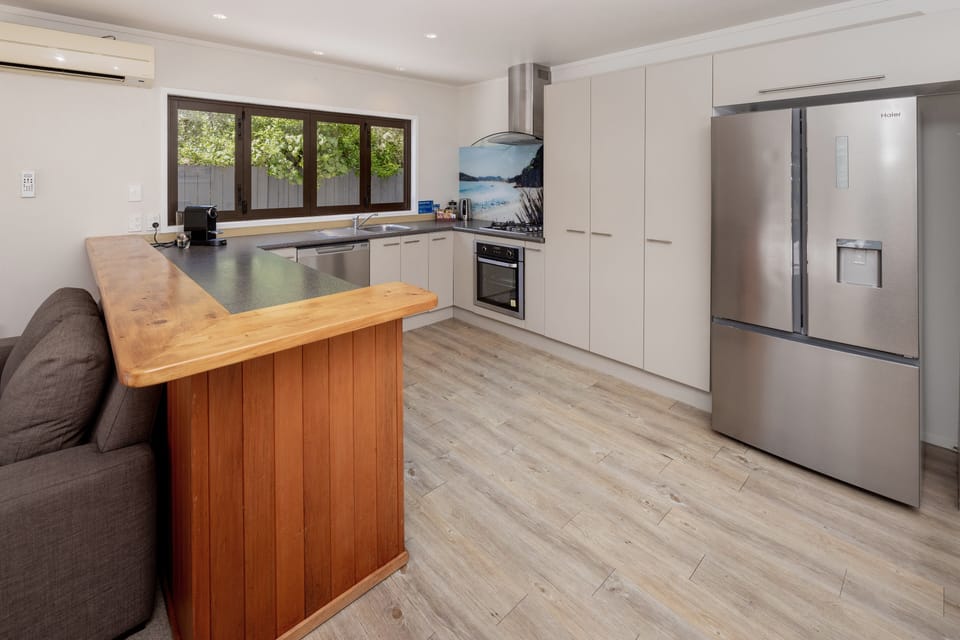 3 Bedroom Apartment | Free WiFi, bed sheets
