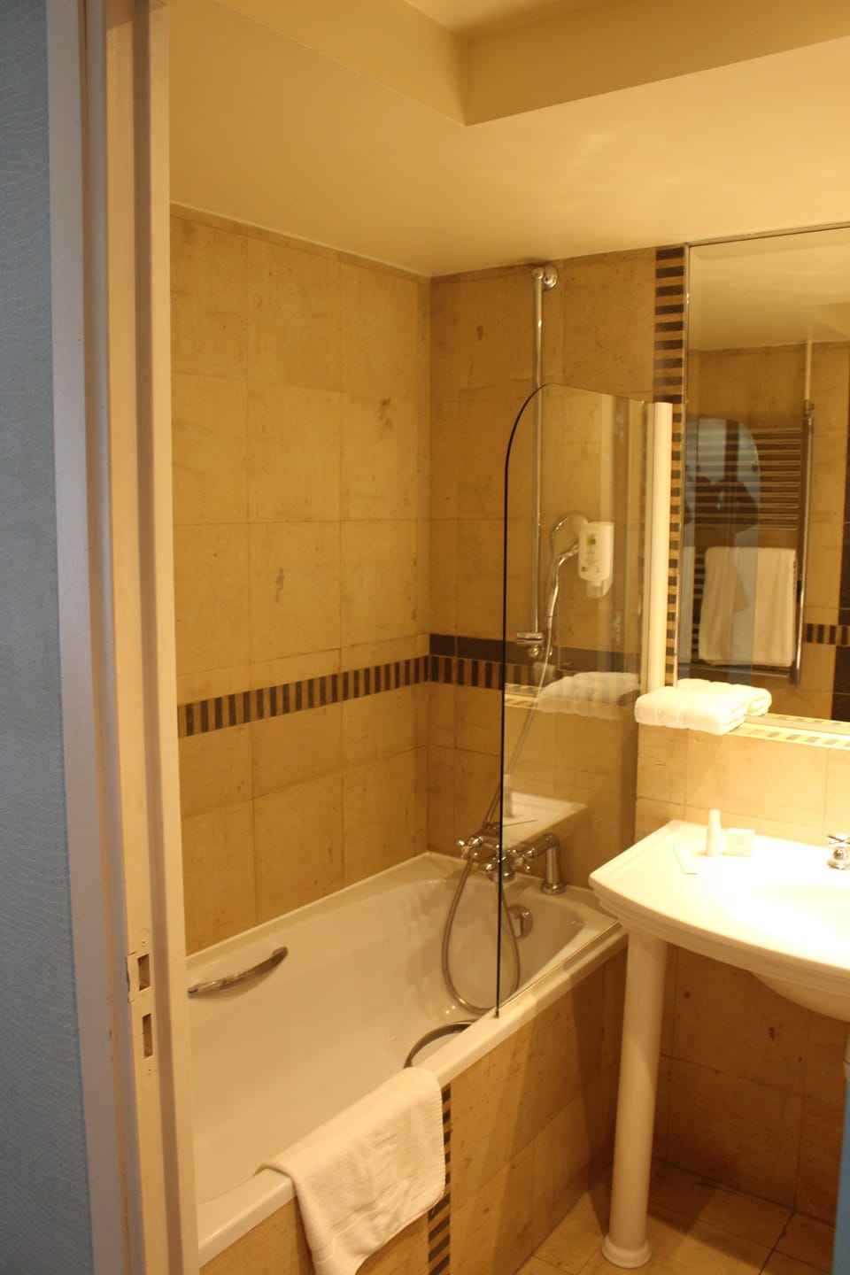 Traditional Double Room, 1 Double Bed (Tradition) | Deep soaking bathtub