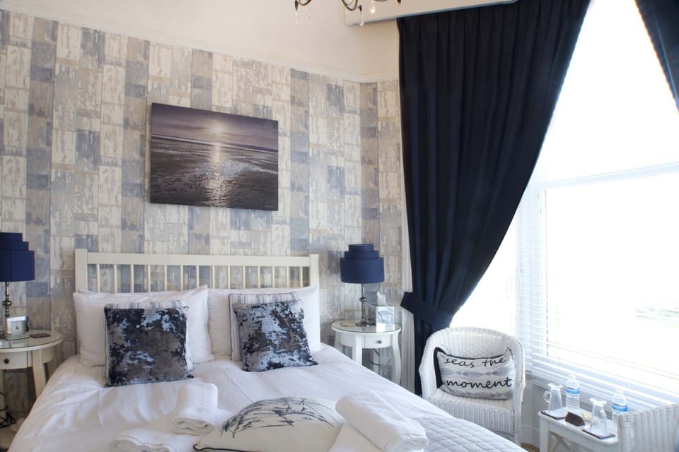 Standard Double Room, Ensuite | Free WiFi