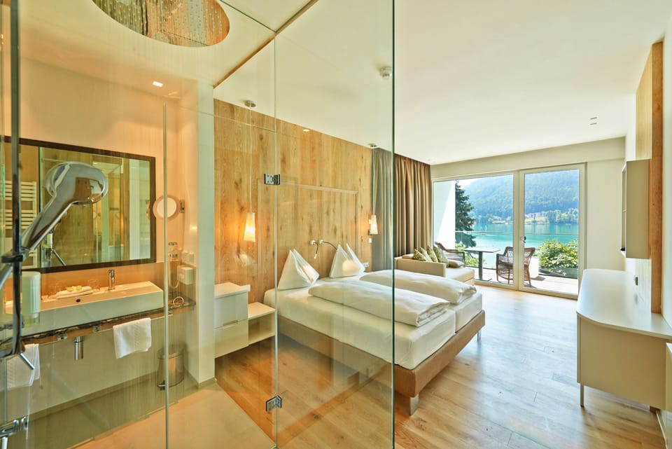 Panoramic Double Room, Balcony, Lake View | Premium bedding, minibar, in-room safe, desk