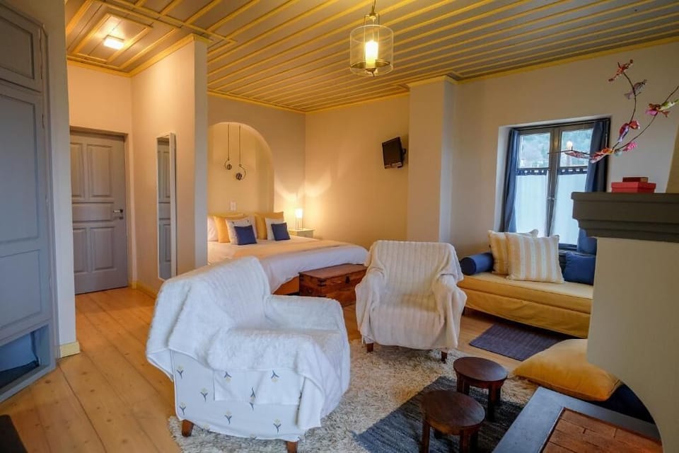 Superior Triple Room | In-room safe, soundproofing, free cribs/infant beds, free WiFi