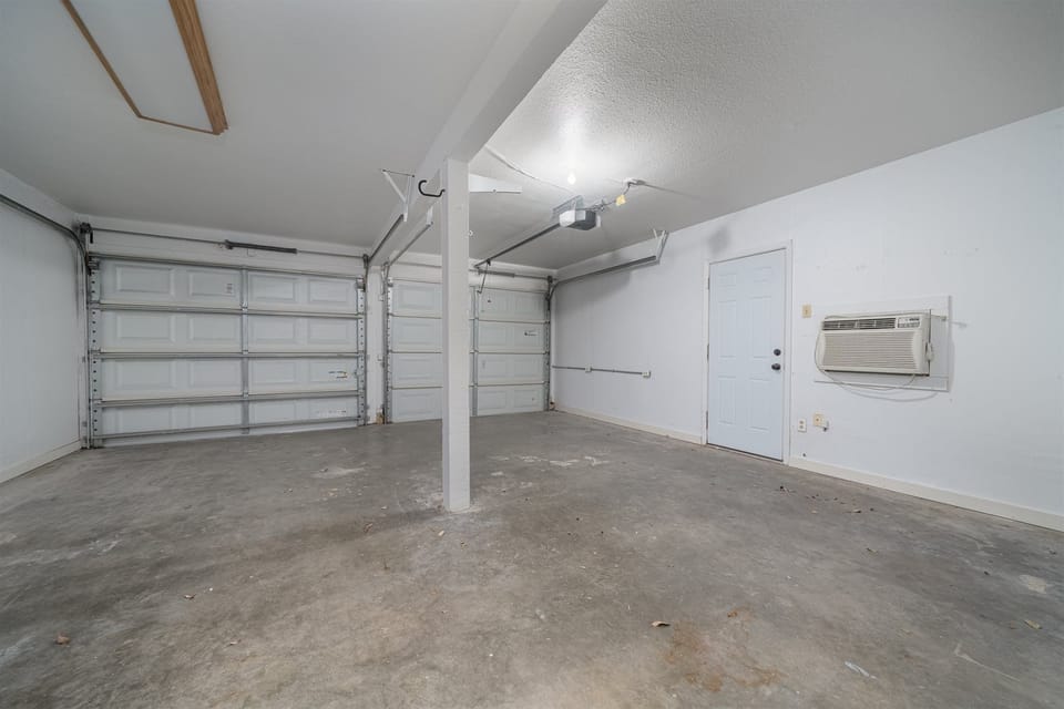 House (3 Bedrooms) | Property amenity