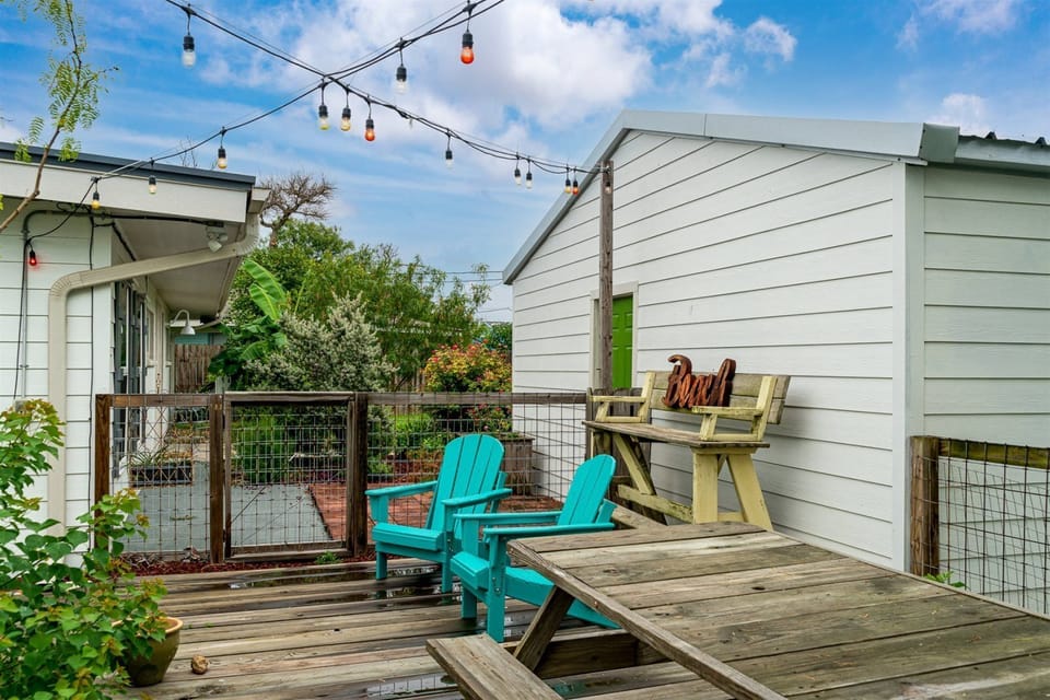 House (4 Bedrooms) | Property amenity