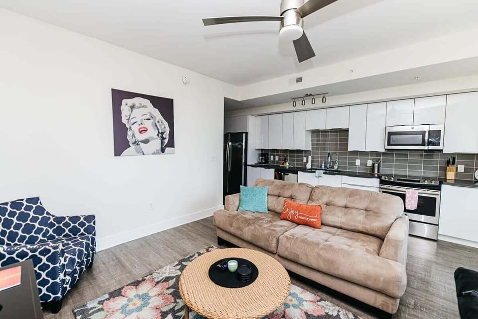 Apartment, 1 Bedroom | Living area