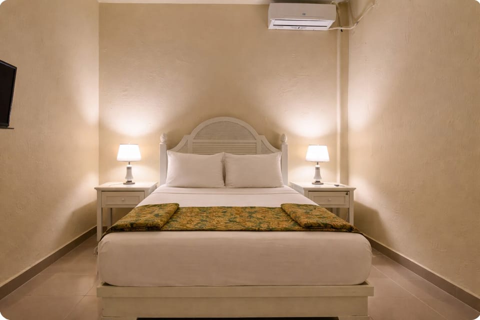 Desk, laptop workspace, free WiFi, bed sheets
