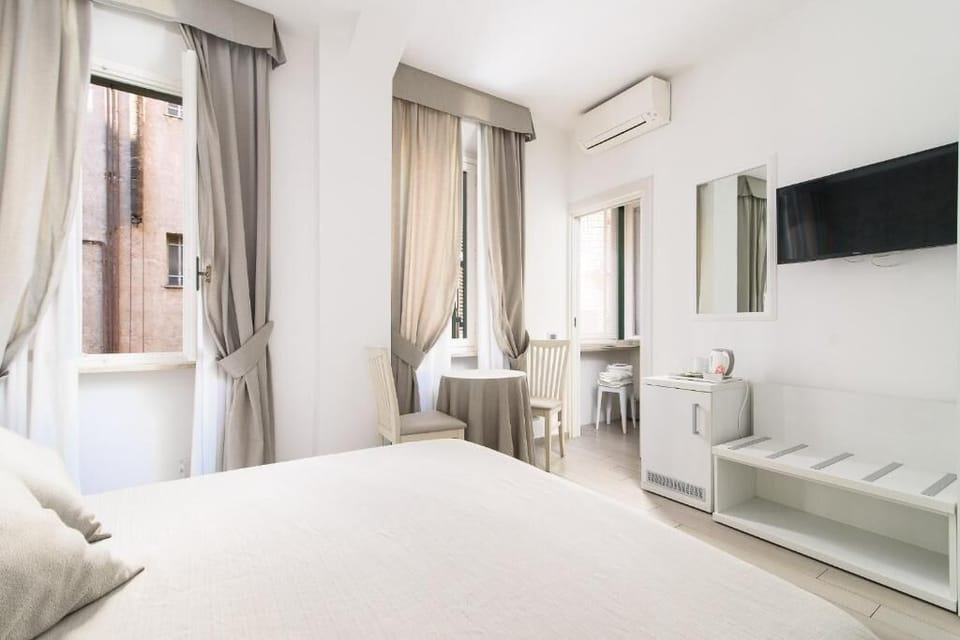 Double Room | Desk, soundproofing, free WiFi