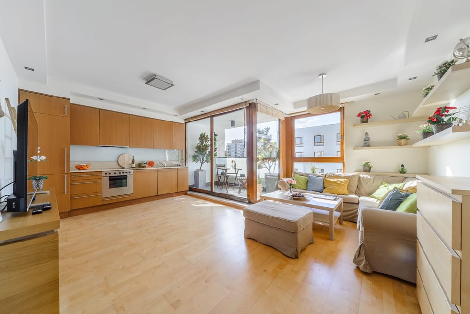 Comfort Apartment | Private kitchen | Microwave, oven, stovetop, dishwasher