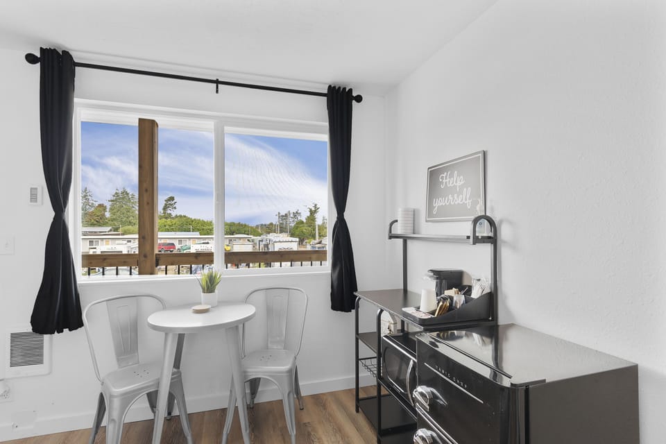 Double Queen Room- Lower Level | Blackout drapes, free WiFi, bed sheets