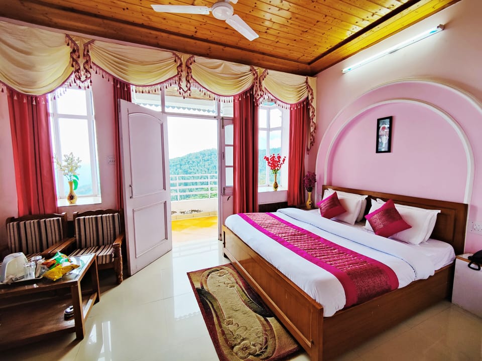 Deluxe Double Room | Free WiFi