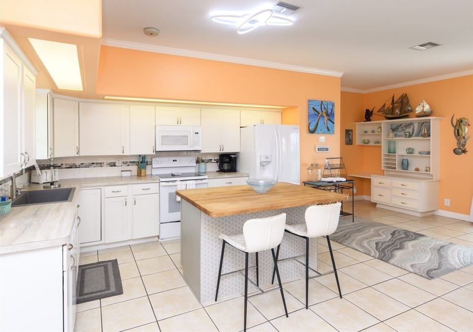 House (3 Bedrooms) | Property amenity