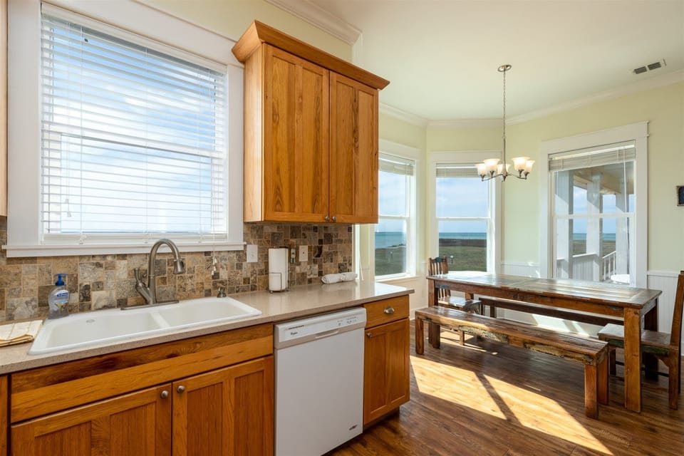 House (4 Bedrooms) | Property amenity
