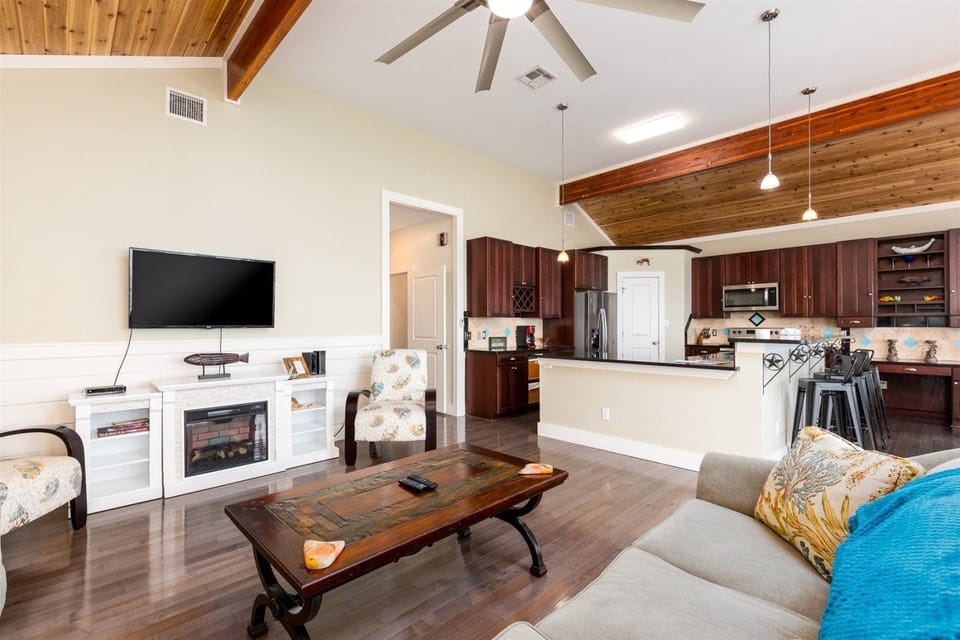 House (4 Bedrooms) | Property amenity