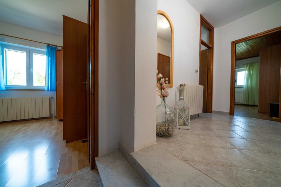 House (3bedroom holiday home,jacuzzi) | Interior