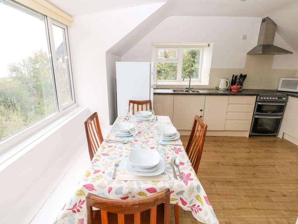 Fridge, dishwasher, electric kettle, toaster