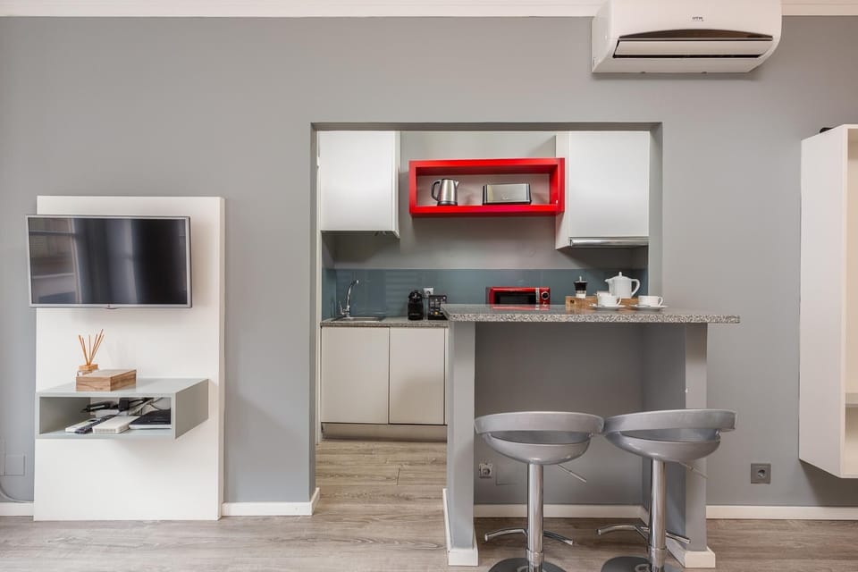 House | Private kitchen | Fridge, microwave, coffee/tea maker, toaster