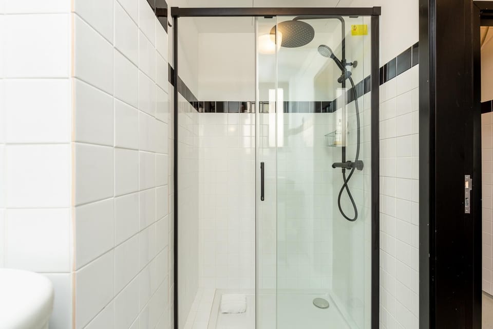 Santa Catarina 1E in Oporto Apartment in Porto