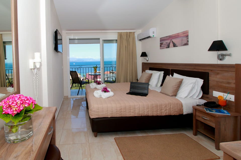Minibar, in-room safe, desk, blackout drapes