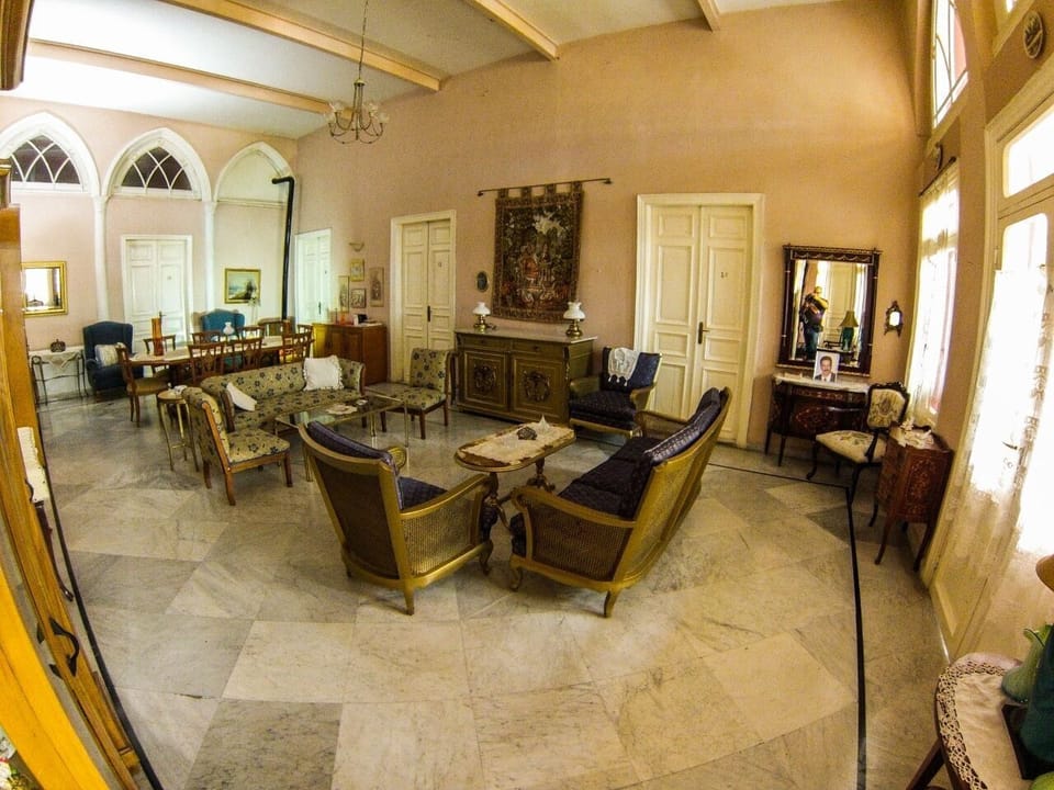 Hotel Traboulsi Bed and Breakfast in Africa