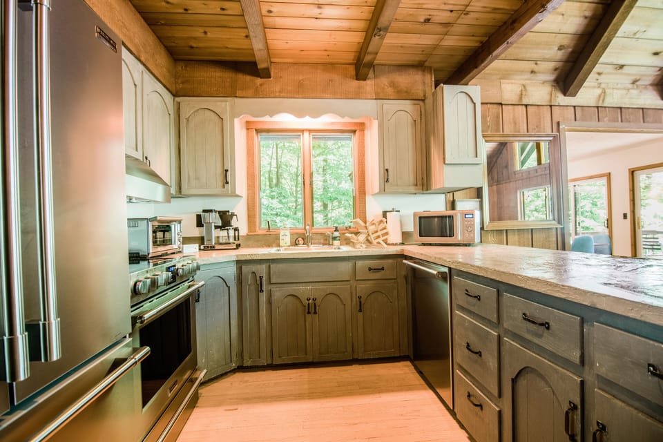Classic Chalet | Private kitchen | Coffee/tea maker, fridge