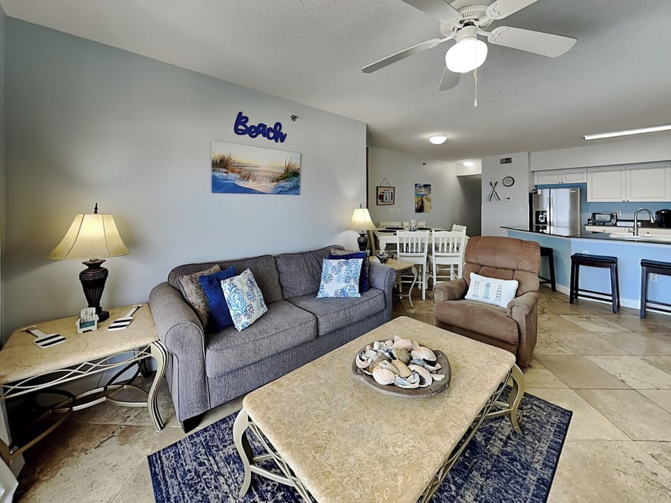 Condo, Multiple Beds, Balcony, Ocean View | Living area | 40-inch TV with cable channels