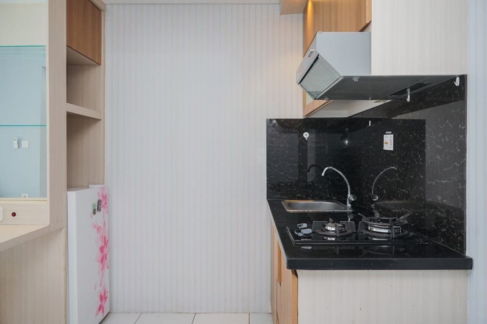 Apartment, 2 Bedrooms | Private kitchen | Fridge, stovetop, cookware/dishes/utensils