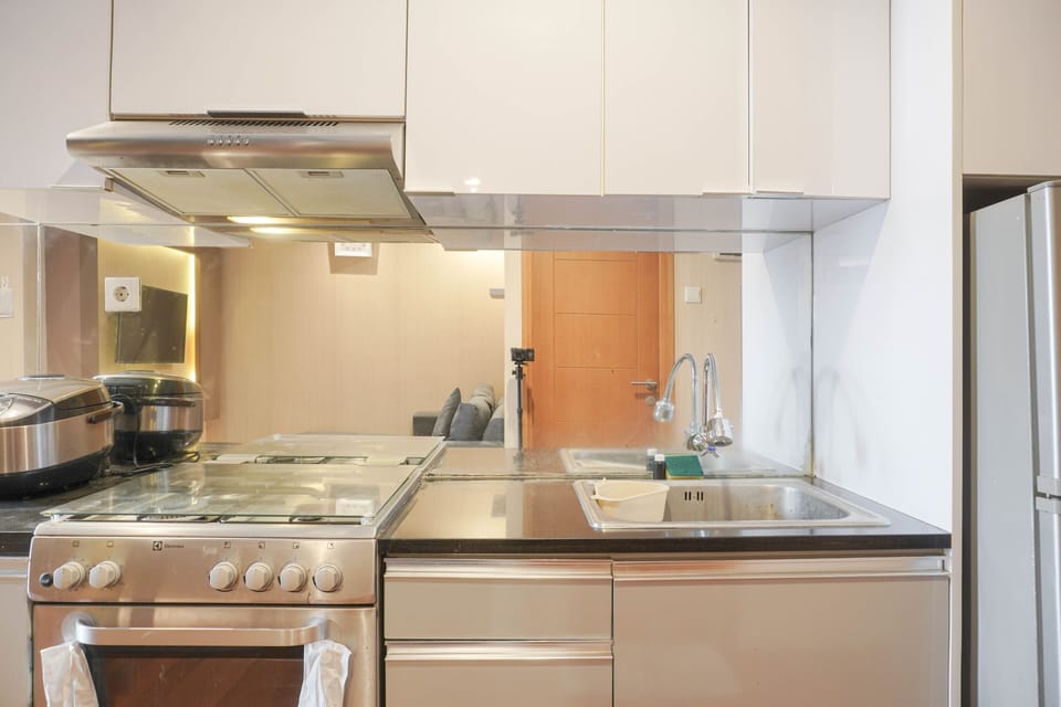 Apartment, 2 Bedrooms | Private kitchen | Fridge, stovetop, cookware/dishes/utensils