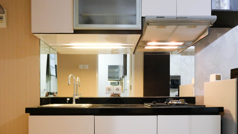 Studio | Private kitchen | Fridge, stovetop, cookware/dishes/utensils