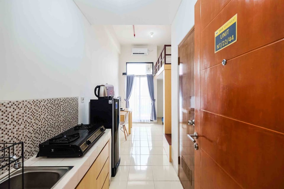 Studio | Private kitchen | Fridge, stovetop, cookware/dishes/utensils