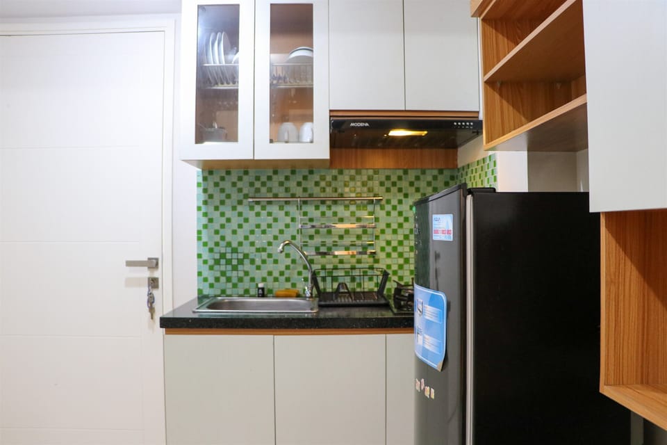 Apartment, 2 Bedrooms | Private kitchen | Fridge, stovetop, cookware/dishes/utensils