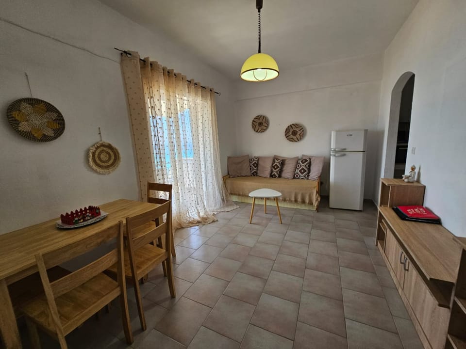 Apartment, 1 Bedroom, Smoking, Balcony | Interior