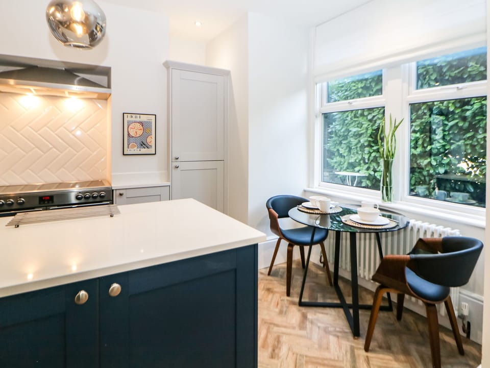 Fridge, dishwasher, electric kettle, toaster