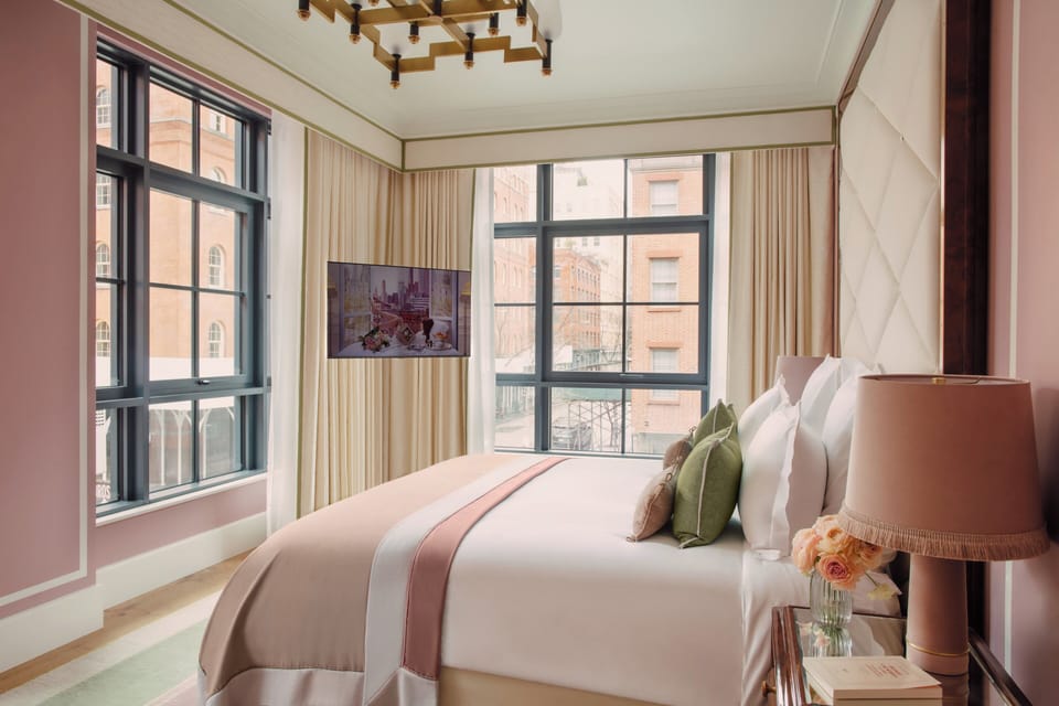 Hypo-allergenic bedding, minibar, in-room safe, desk