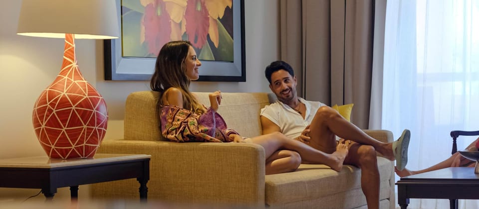 1 bedroom, premium bedding, down comforters, free minibar