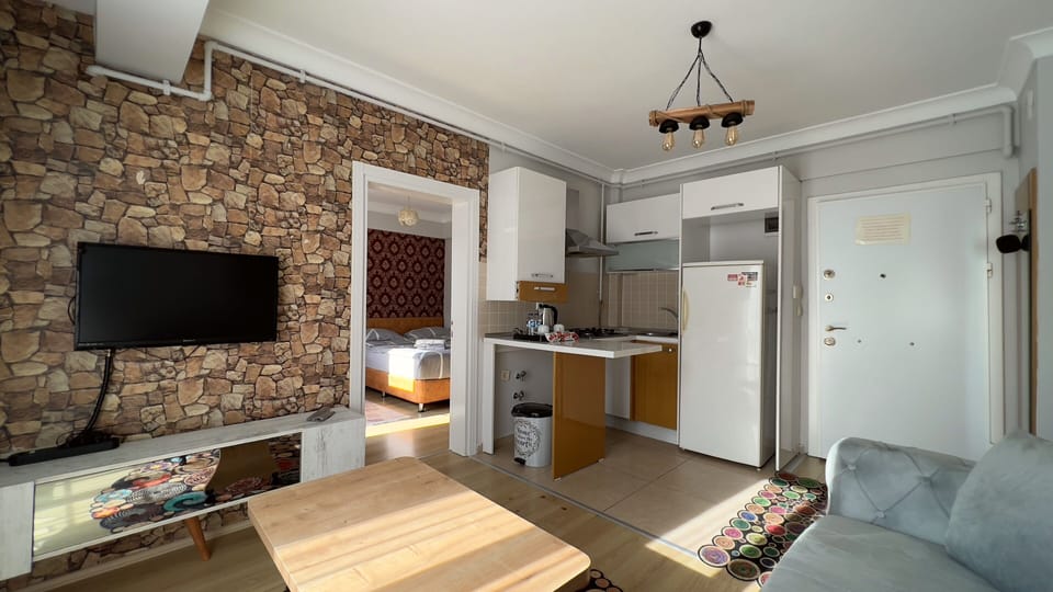 Luxury Apartment | Premium bedding, free WiFi, bed sheets