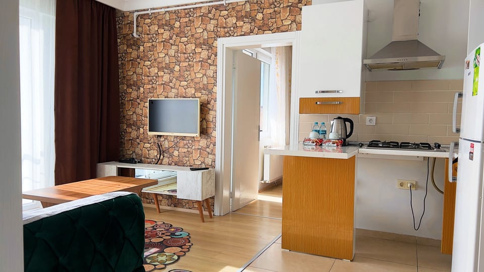 Luxury Apartment | Premium bedding, free WiFi, bed sheets