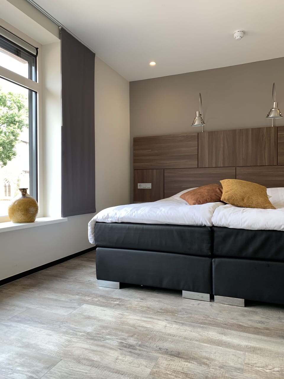 Comfort Room | In-room safe, desk, laptop workspace, iron/ironing board