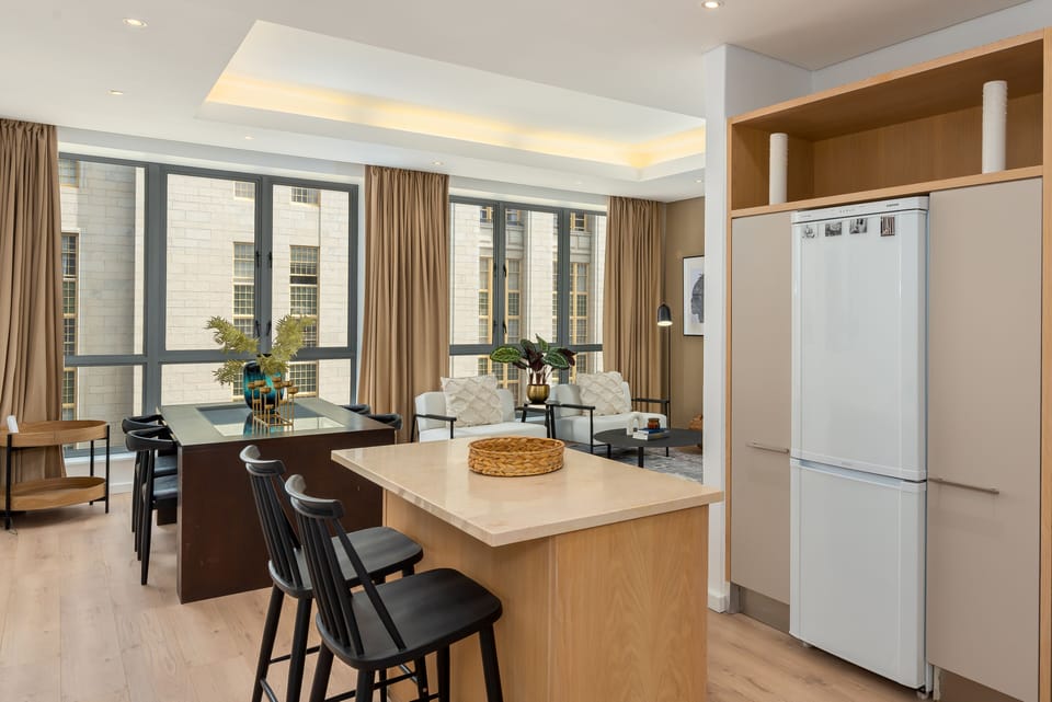 Exclusive Apartment | Private kitchen | Fridge, microwave, oven, stovetop