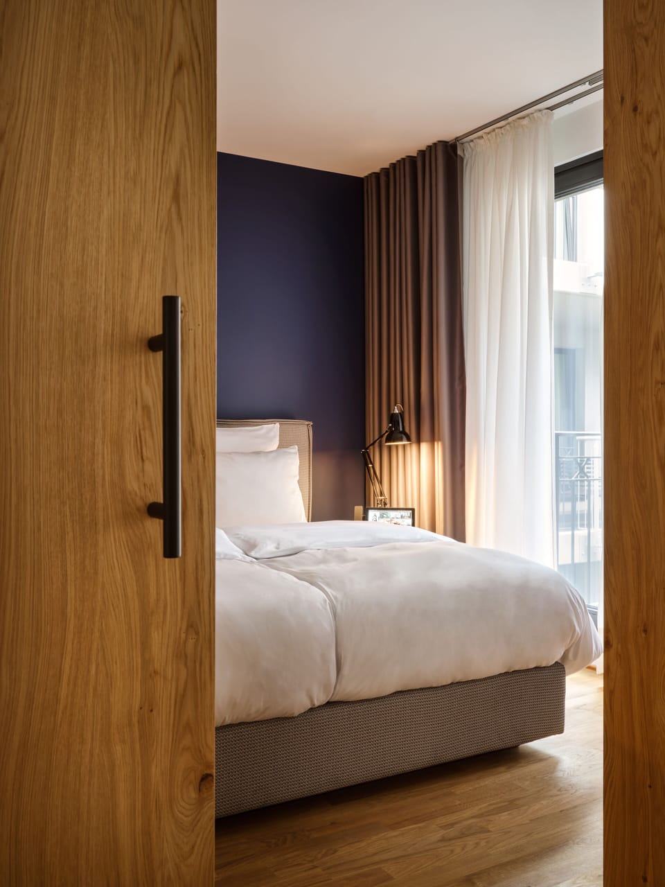 Two Bedroom Apartment | WiFi (free), bed sheets