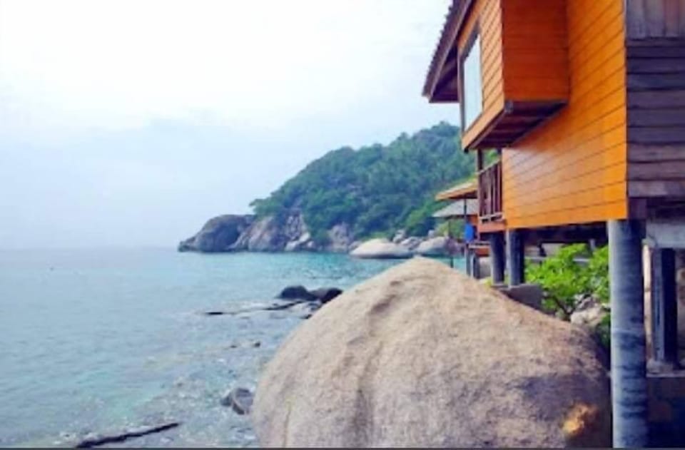 Bungalow, Sea View, Double Room, 2 Pax (Fan room) | Desk, free WiFi, bed sheets